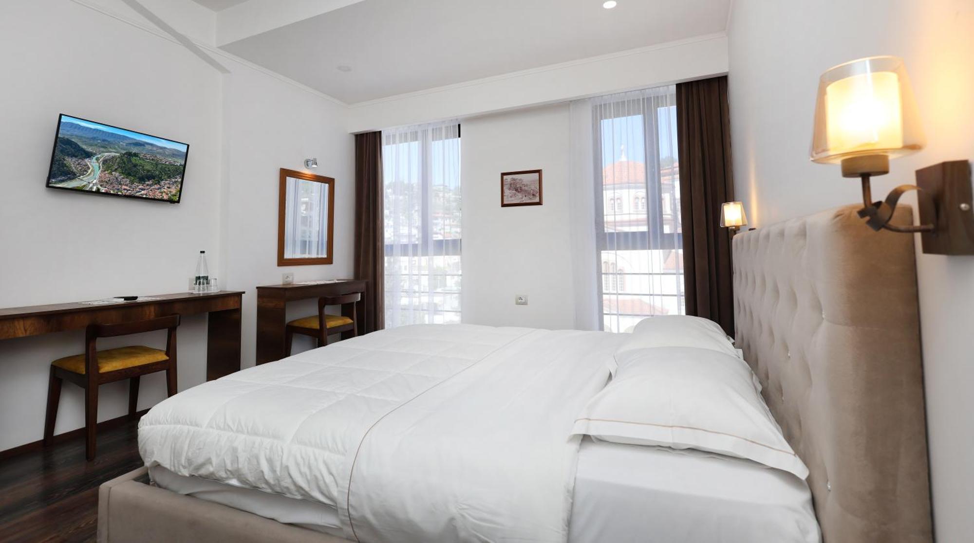 Hotel Republika Berat