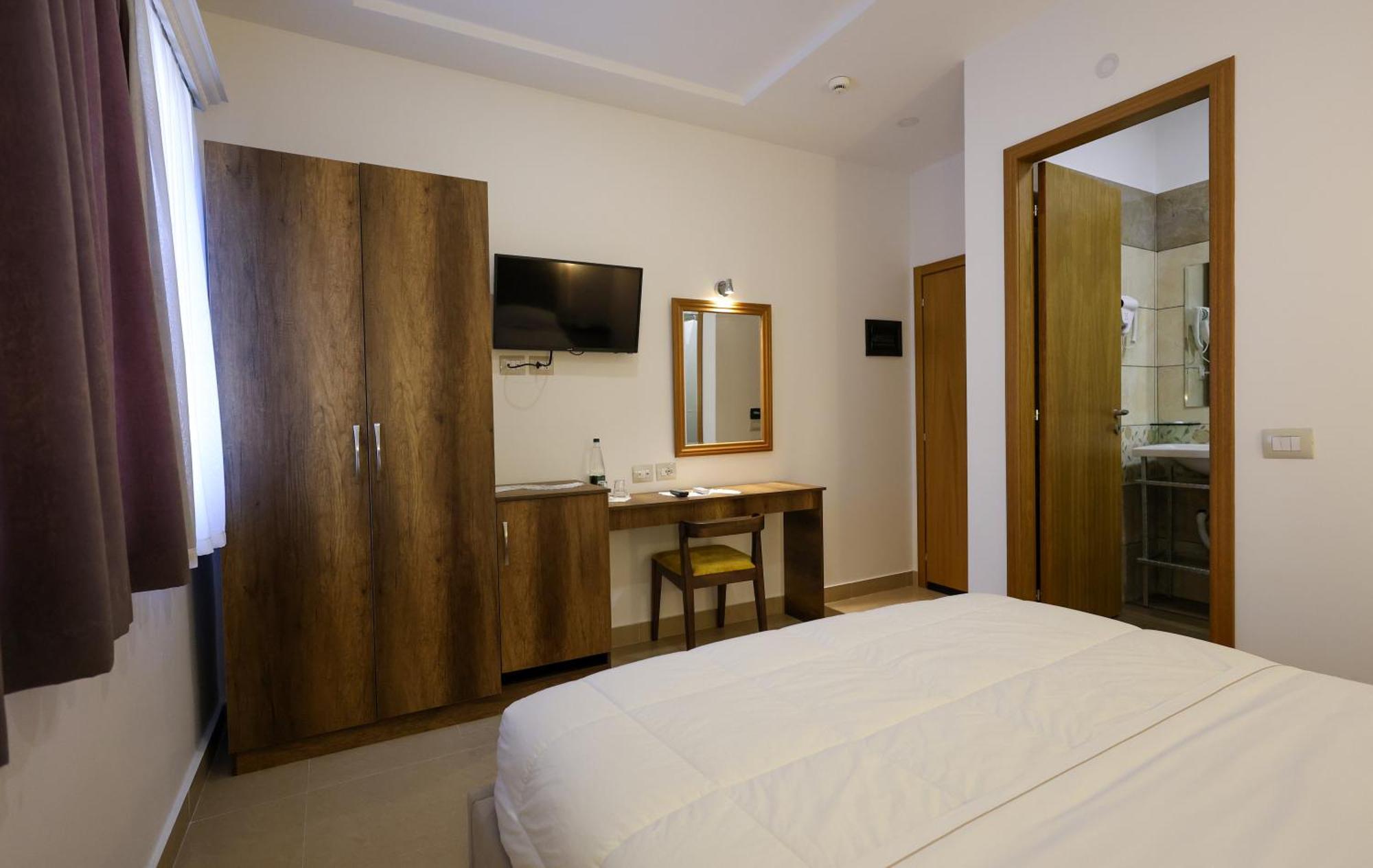 Hotel Republika Berat